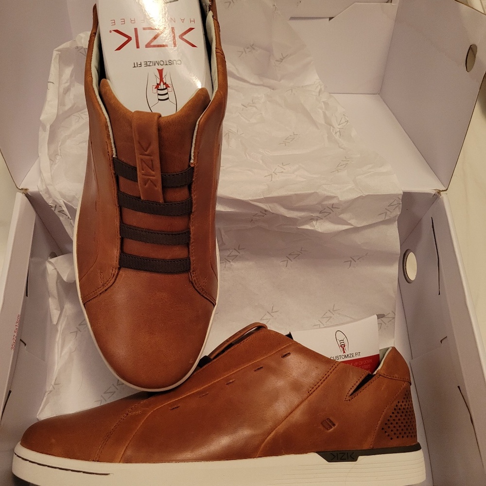 Kizik Men’s Handsfree sneakers, brand new in box. Brown, size 13